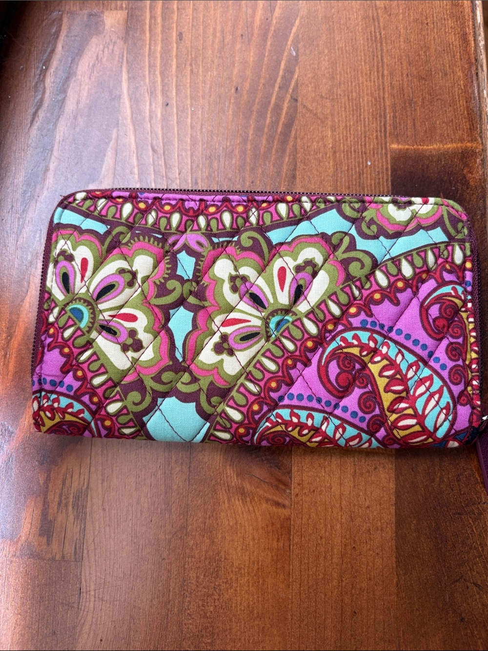 Nwot Vera Bradley Resort Medallion Quilted Paisley Zip Wallet - Pink & Turquoise